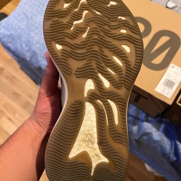 Yeezy 380 Men Size 8 - Picture 4 of 11
